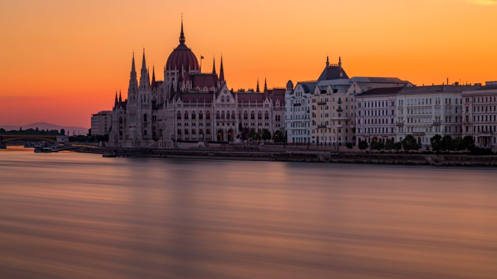 Ciudades europeas baratas y bonitas. ¿Dónde viajar?: Viajar a Budapest