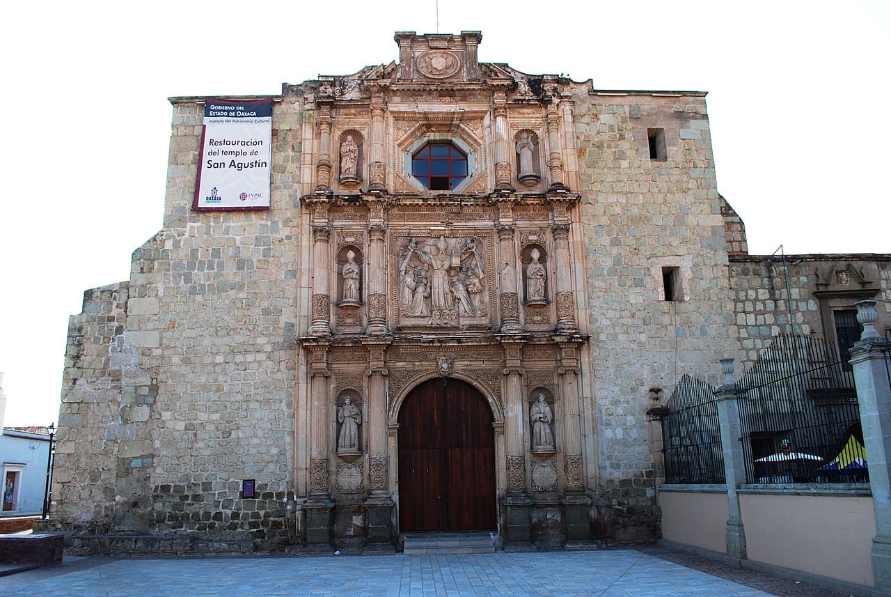 Lugares históricos emblemáticos de México: San Agustin Facade