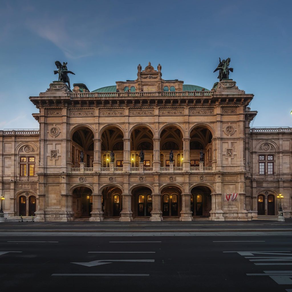 vienna-state-opera-wiener-staatsoper-at-sunset-2022-04-14-00-43-26-utc-min