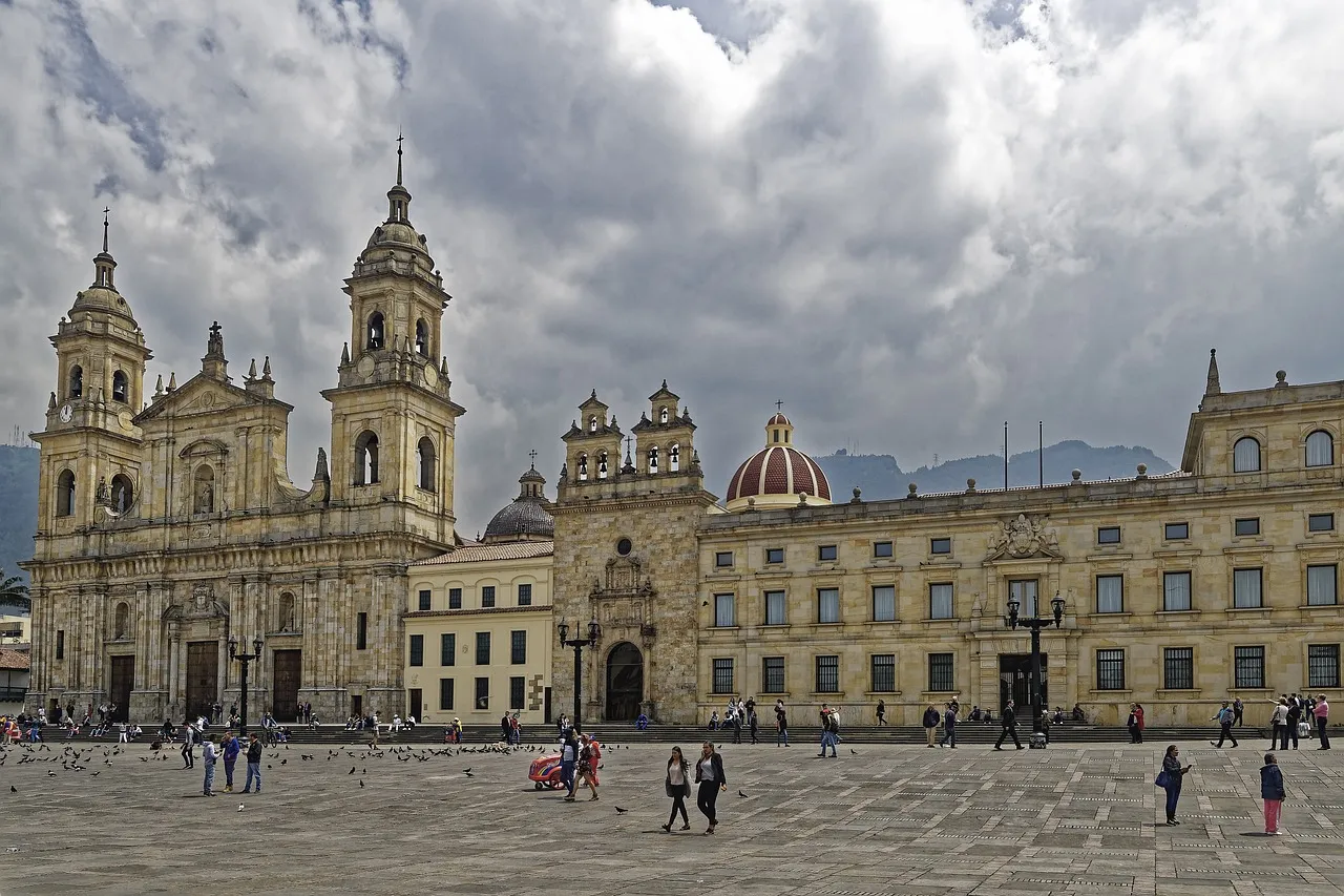 https://www.centraldevacaciones.com/viajes/assets/upload/d5825.webp